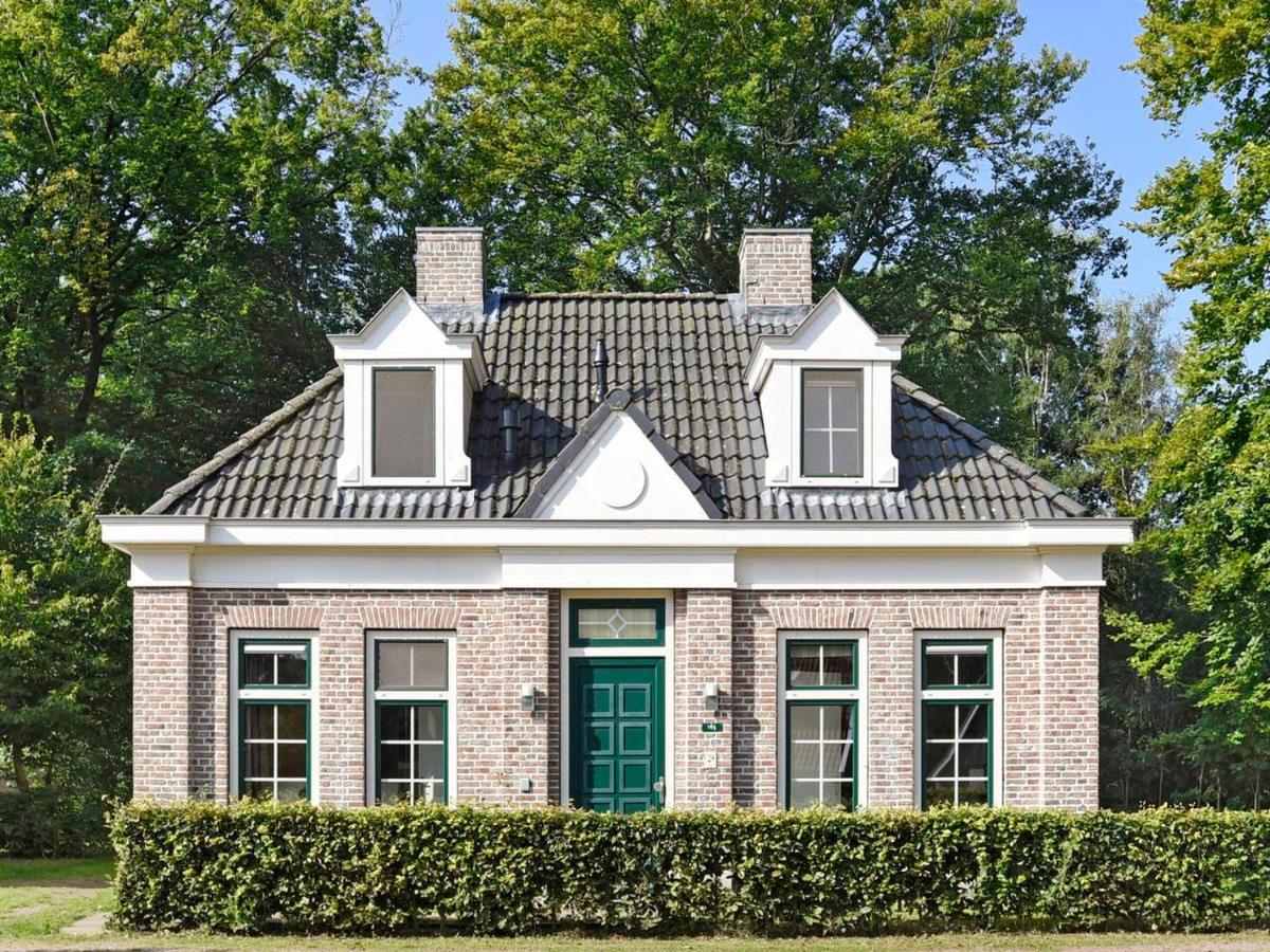 Landal Landgoed De Hellendoornse Berg Hotel Haarle Exterior foto